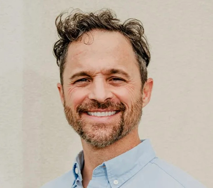 Dr. Jonathan Hanks